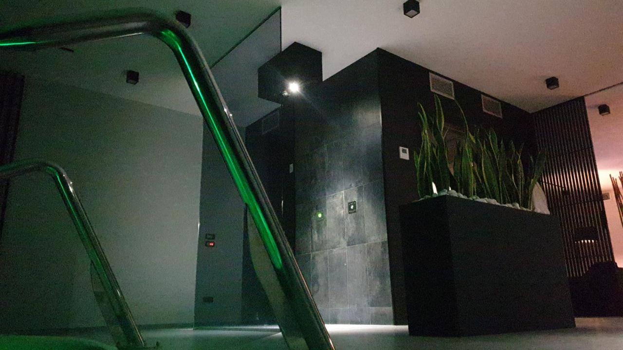 Sunset Suite Spa Staffolo 外观 照片