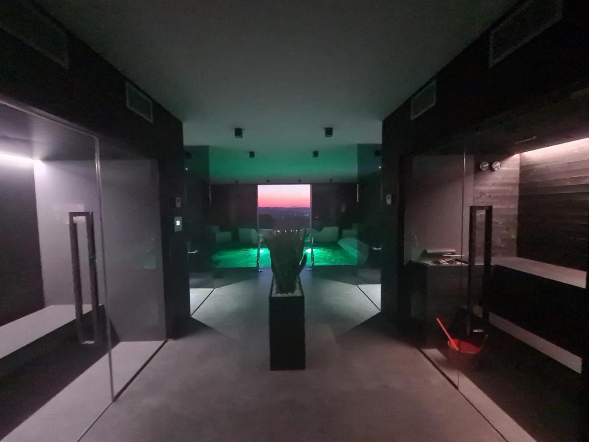 Sunset Suite Spa Staffolo 外观 照片