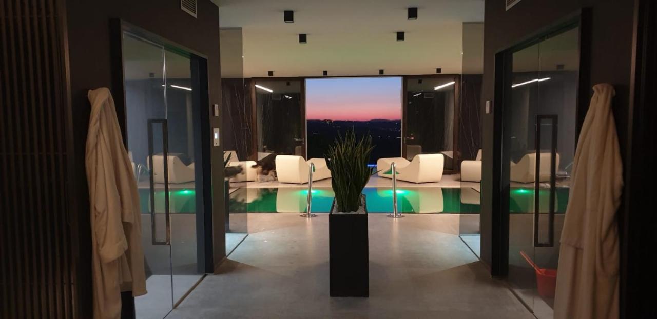 Sunset Suite Spa Staffolo 外观 照片
