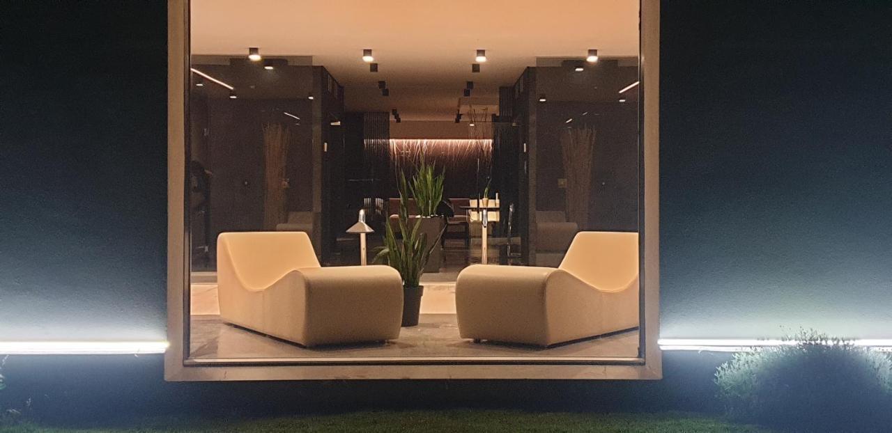 Sunset Suite Spa Staffolo 外观 照片