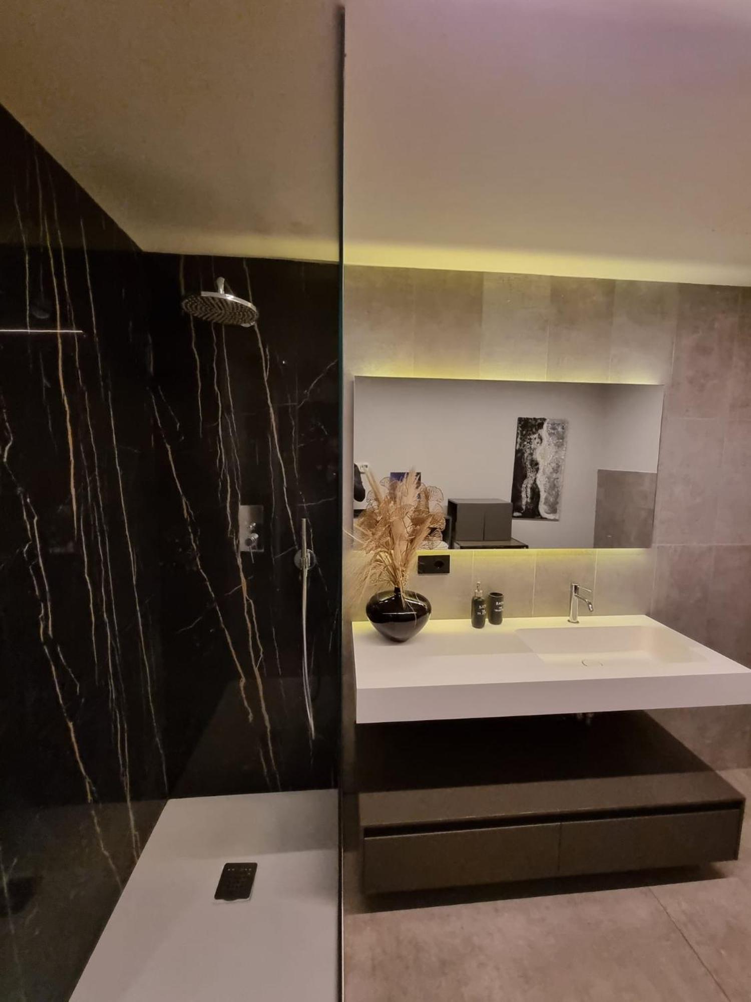 Sunset Suite Spa Staffolo 外观 照片