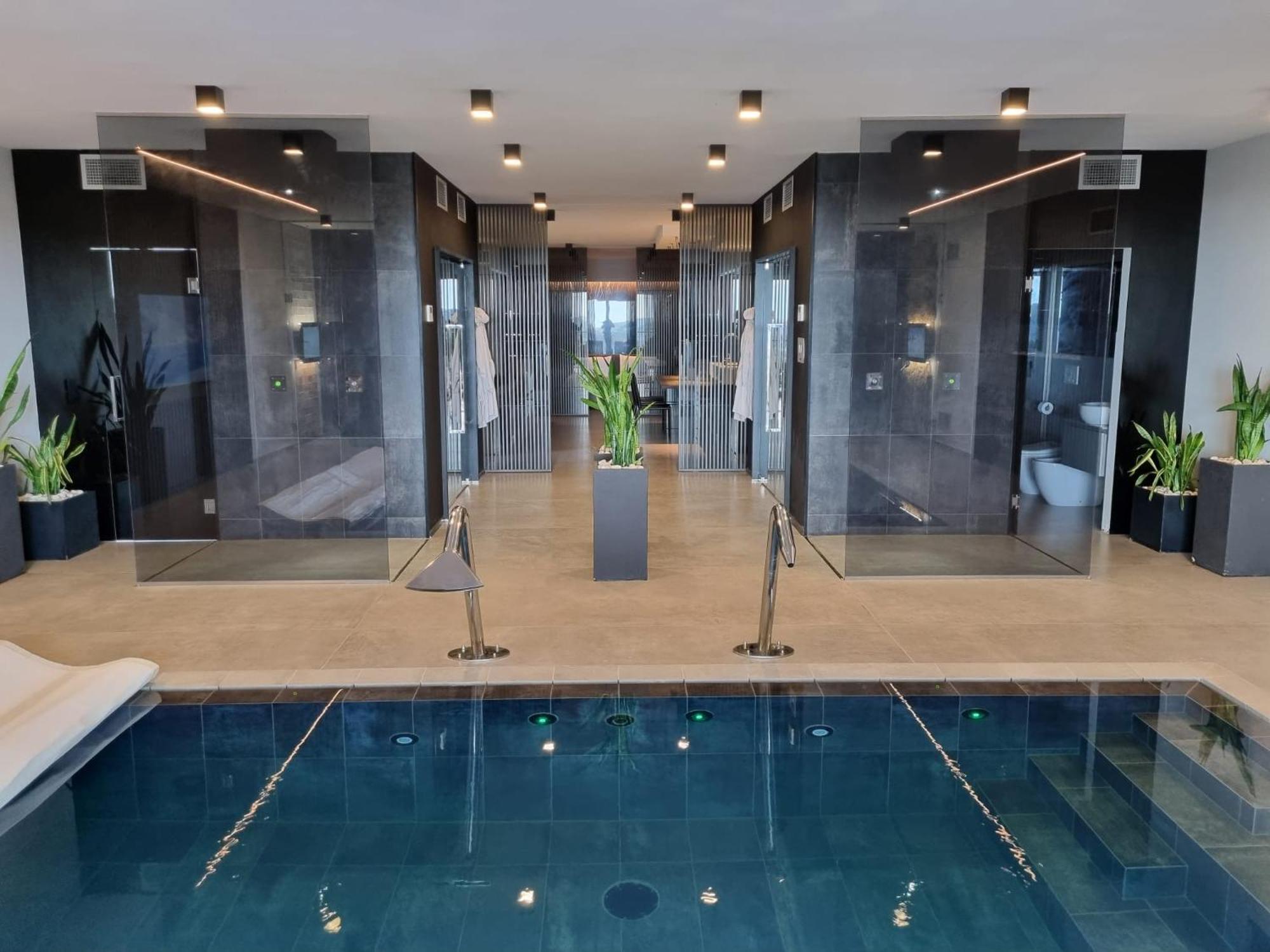 Sunset Suite Spa Staffolo 外观 照片